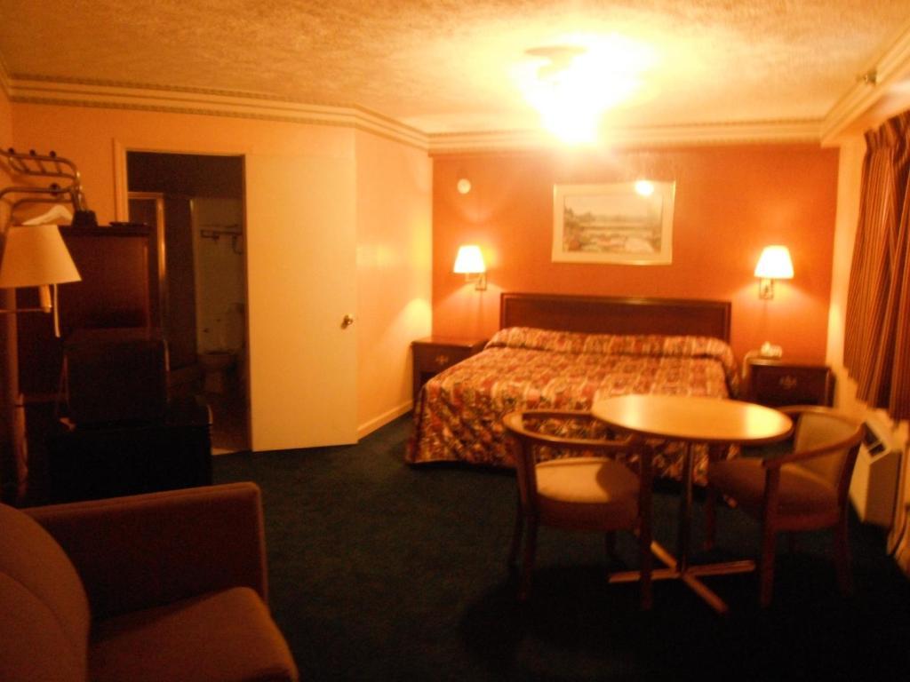 Lexington Inn 객실 사진